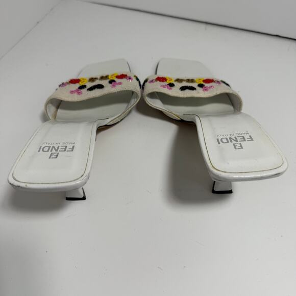 Fendi 9 Vtg Zucca FF Logo Canvas Slides Beaded Floral White Kitten Heel Mule - Picture 6 of 11